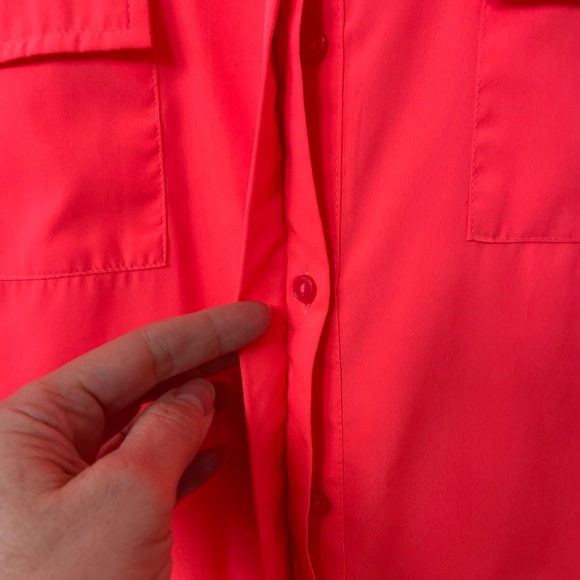 Neon Blouse with Hidden Button Closure - Picture 4 of 8